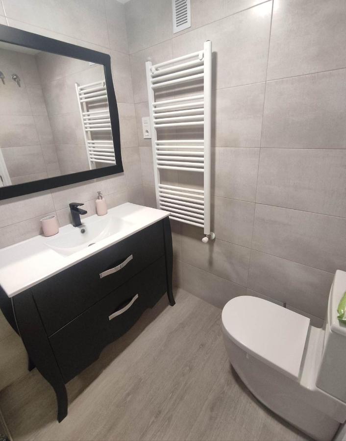 Precioso Apartamento Con Terraza, Pistas De Padel Y Piscinas Apartment Castro Urdiales Exterior foto