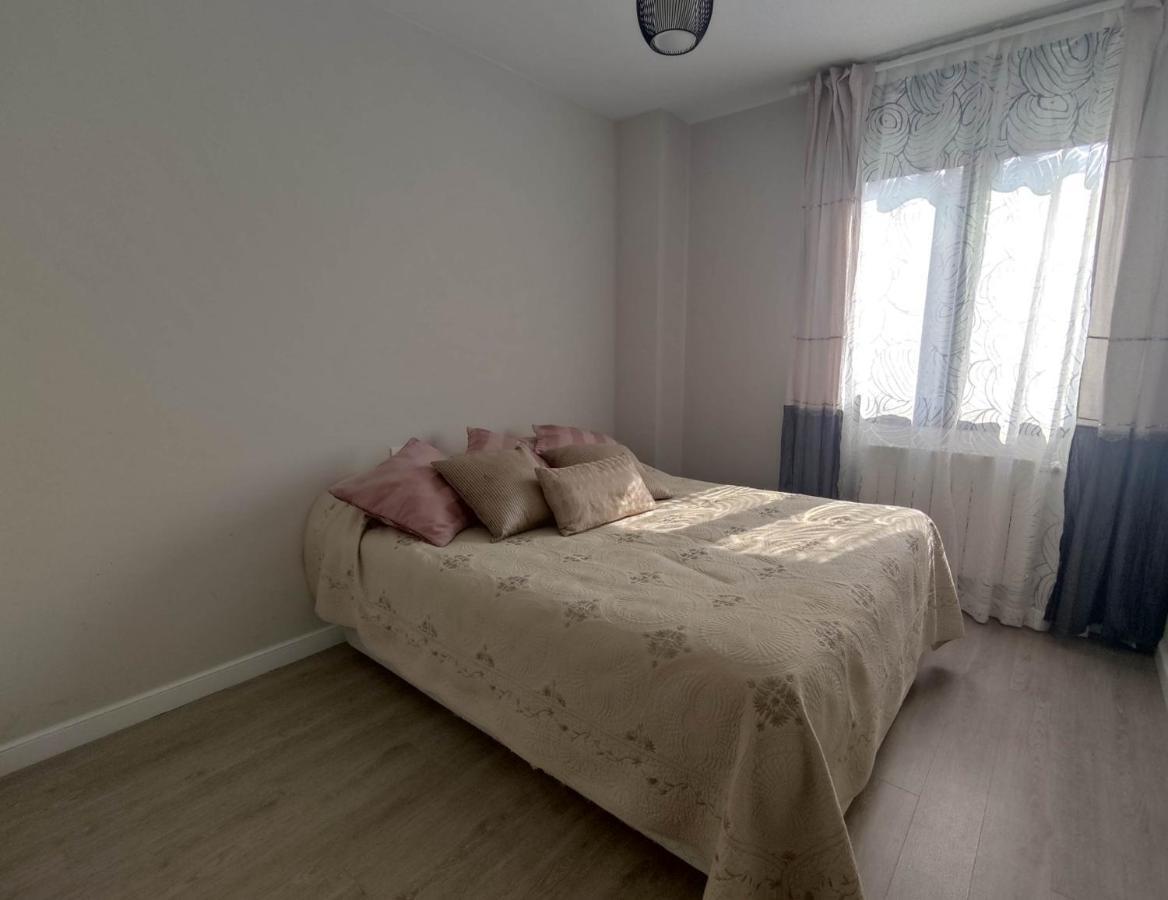 Precioso Apartamento Con Terraza, Pistas De Padel Y Piscinas Apartment Castro Urdiales Exterior foto