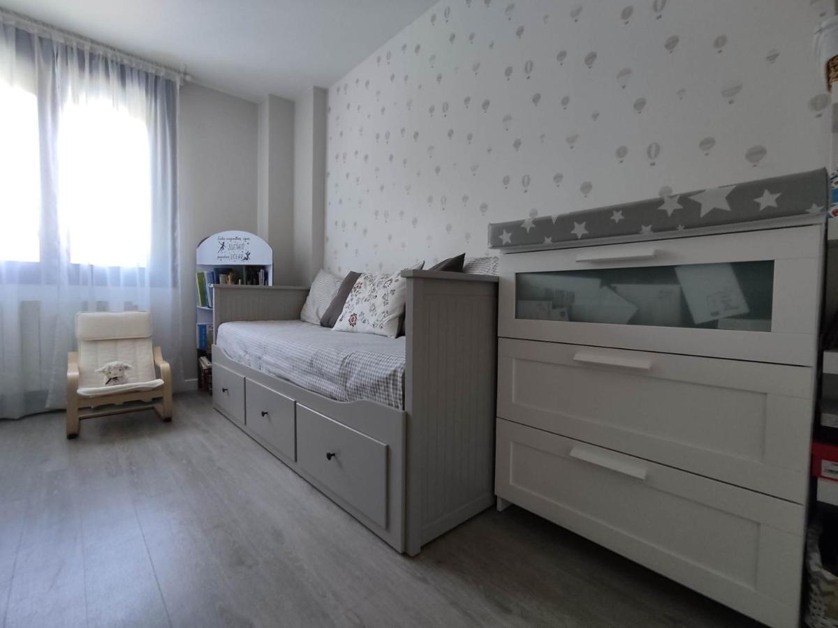 Precioso Apartamento Con Terraza, Pistas De Padel Y Piscinas Apartment Castro Urdiales Exterior foto
