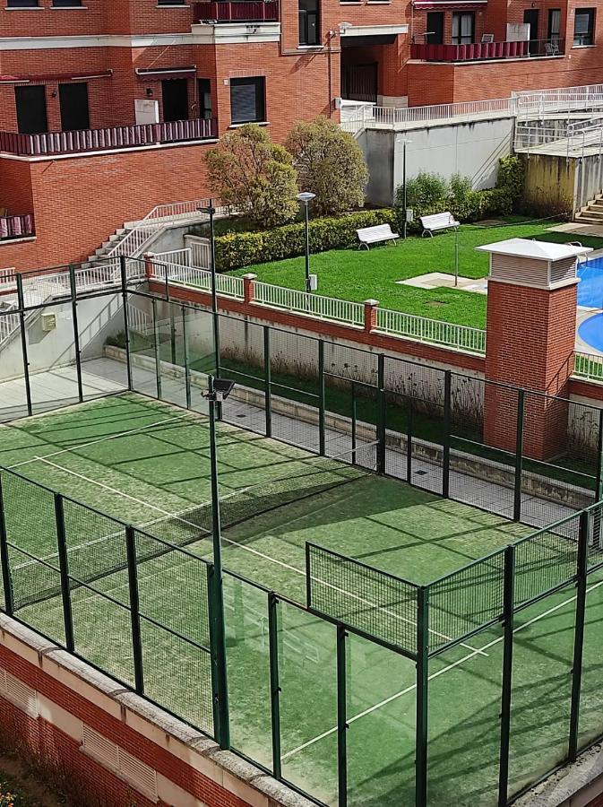 Precioso Apartamento Con Terraza, Pistas De Padel Y Piscinas Apartment Castro Urdiales Exterior foto