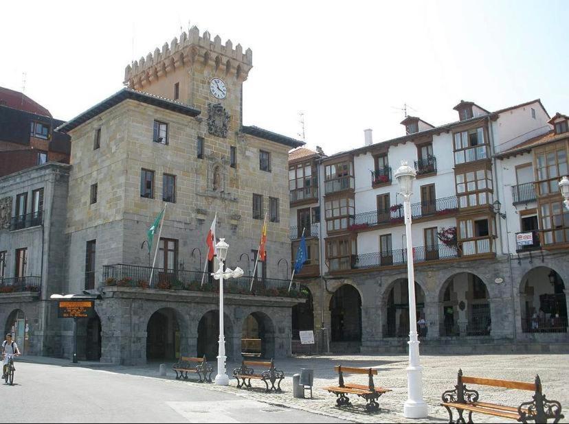 Precioso Apartamento Con Terraza, Pistas De Padel Y Piscinas Apartment Castro Urdiales Exterior foto